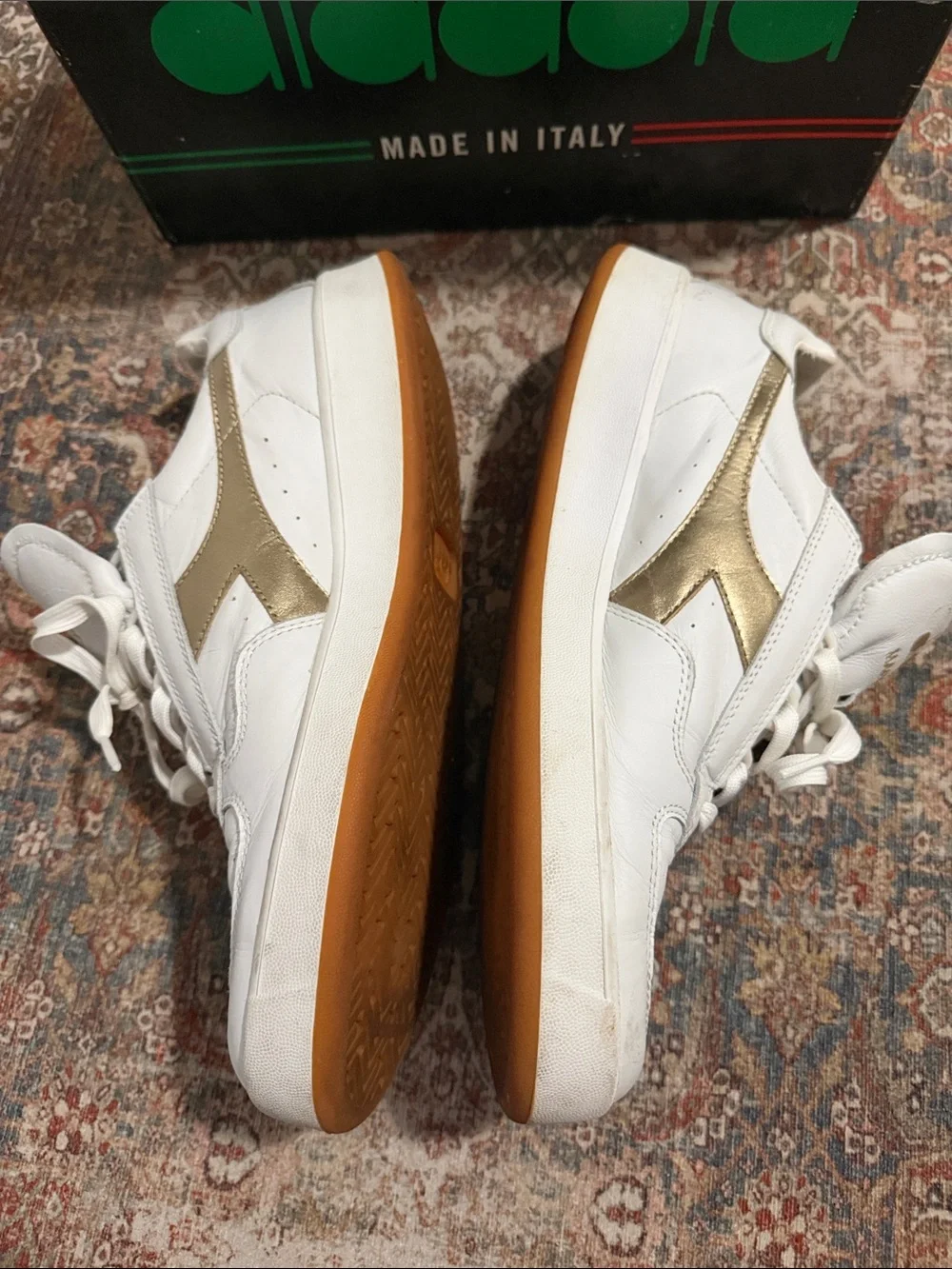 Diadora low top